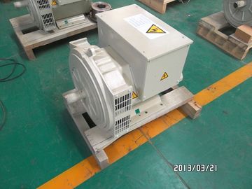 20 kw / 25 kva üç faz Çift Kişilik Yatak alternatör IP22 SX460 AVR ile